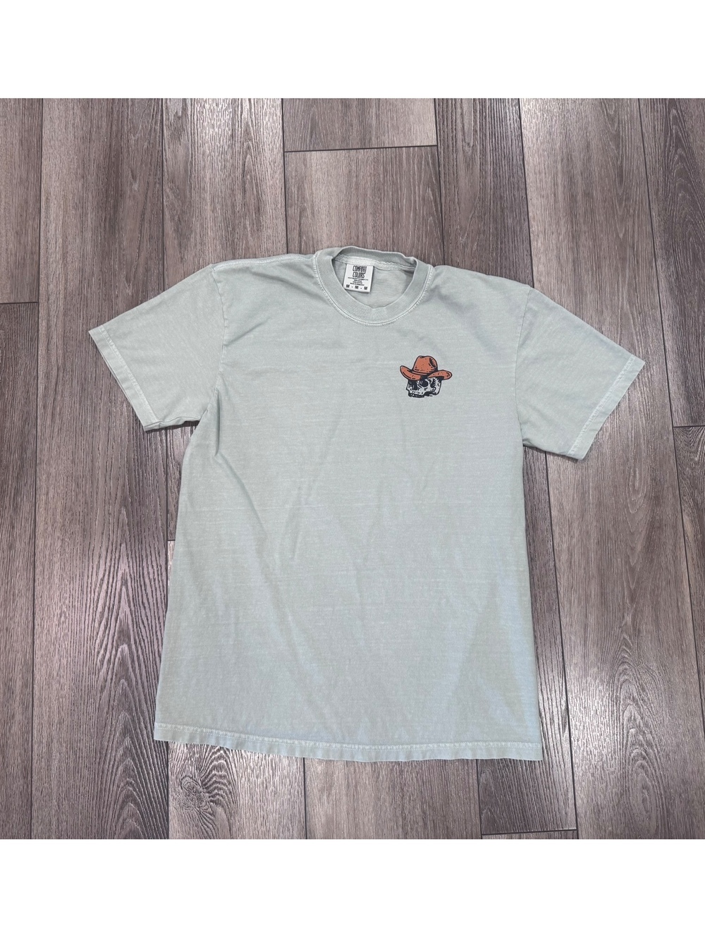 Comfort colors Men's Medium Light Green Graphic T-Shirt with Cowboy Skull Design